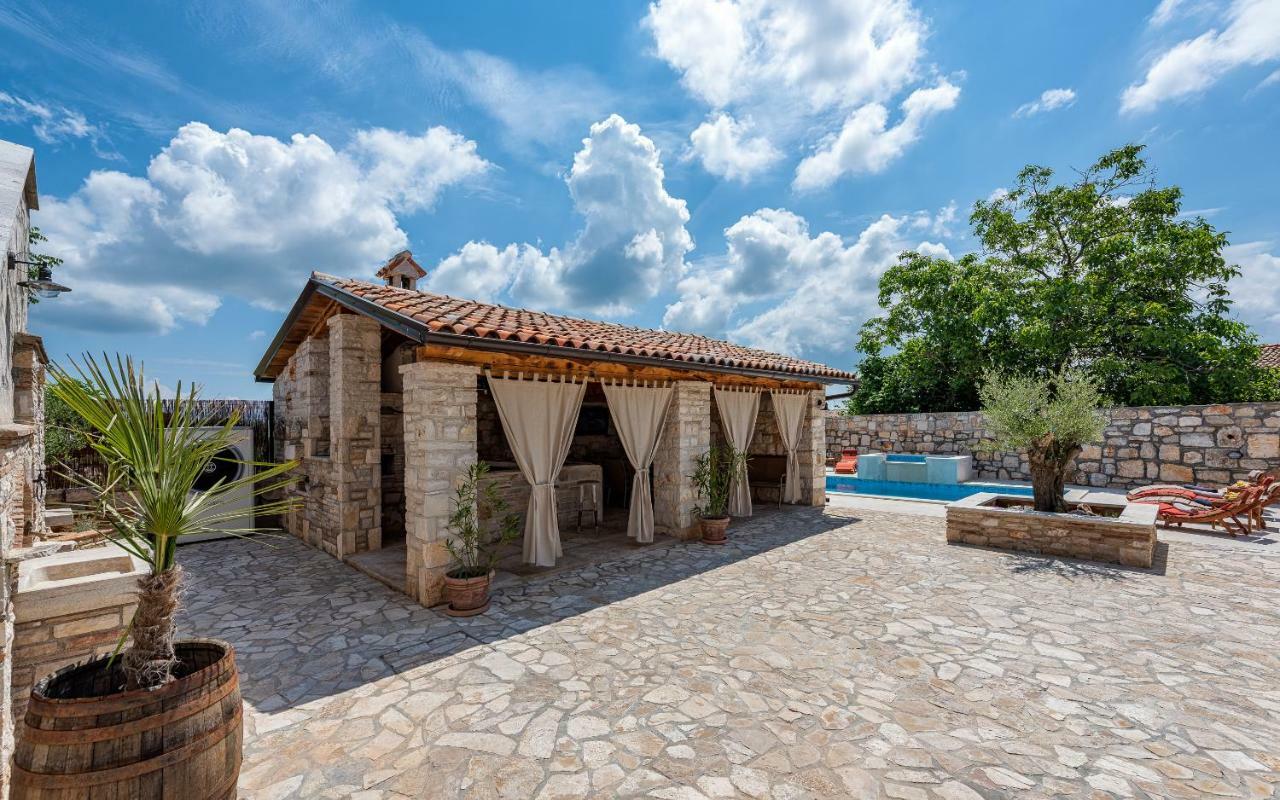 הוילה Marčana Casa Di Roccia מראה חיצוני תמונה