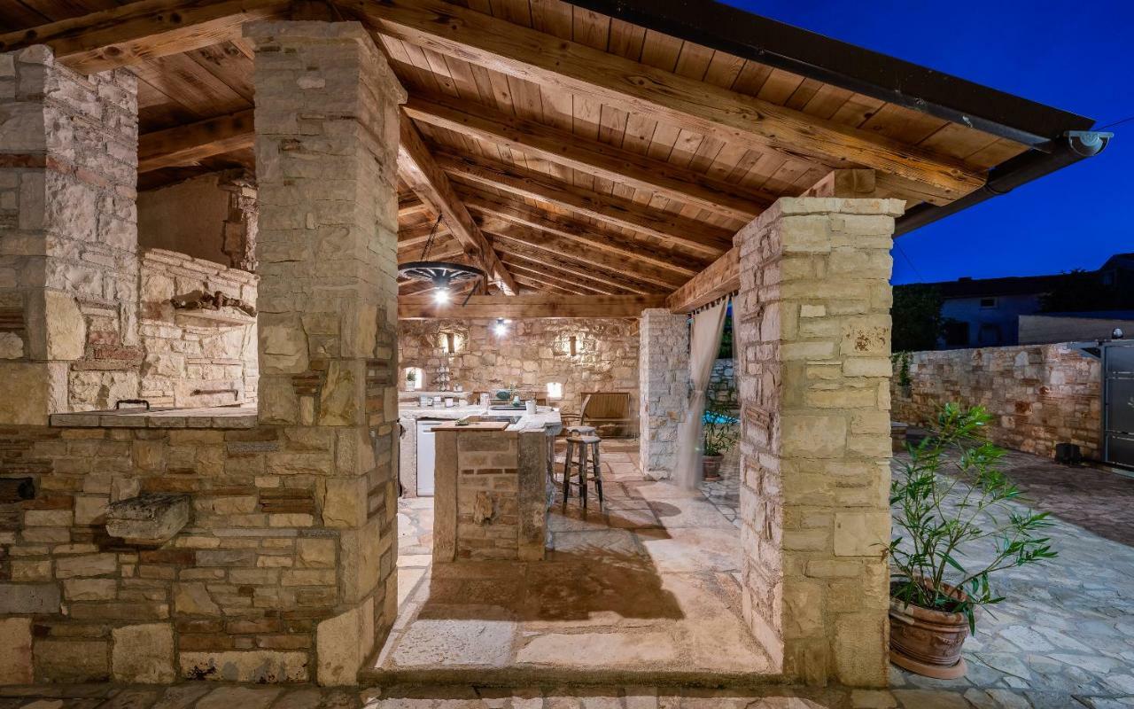 הוילה Marčana Casa Di Roccia מראה חיצוני תמונה