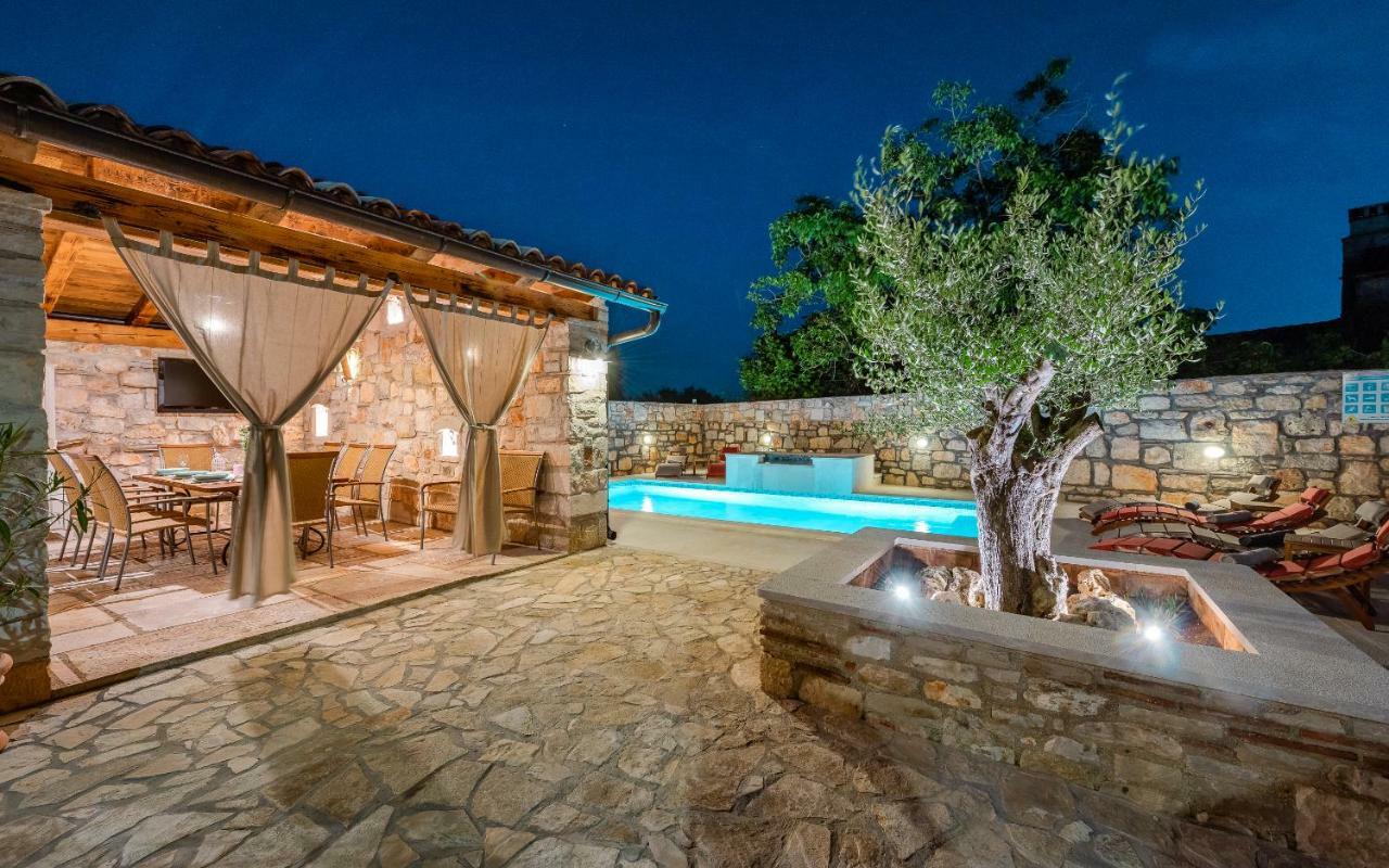 הוילה Marčana Casa Di Roccia מראה חיצוני תמונה