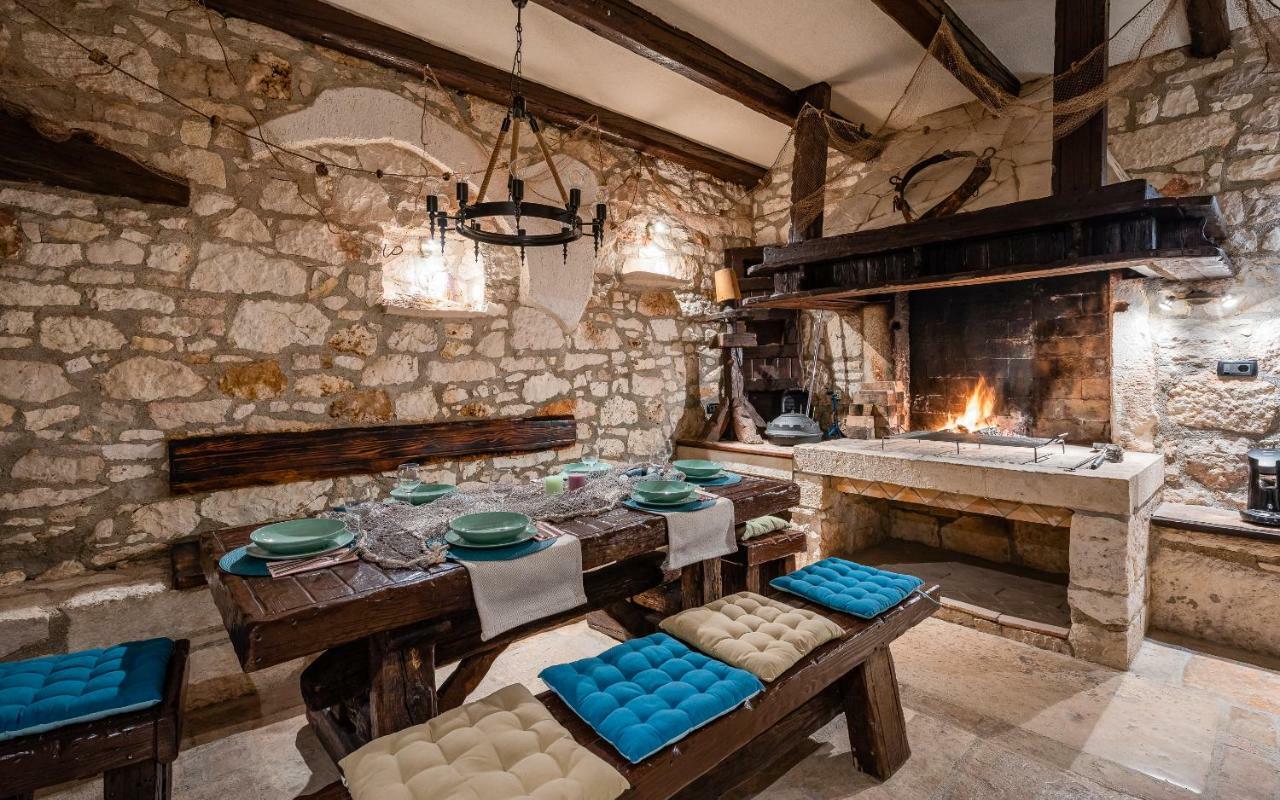 הוילה Marčana Casa Di Roccia מראה חיצוני תמונה